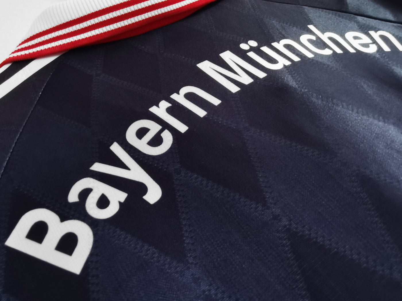 Bayern Munich 97/99 Retro Away Jersey