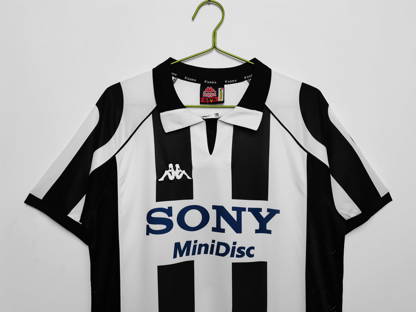 Juventus 1997/98 Home Jersey