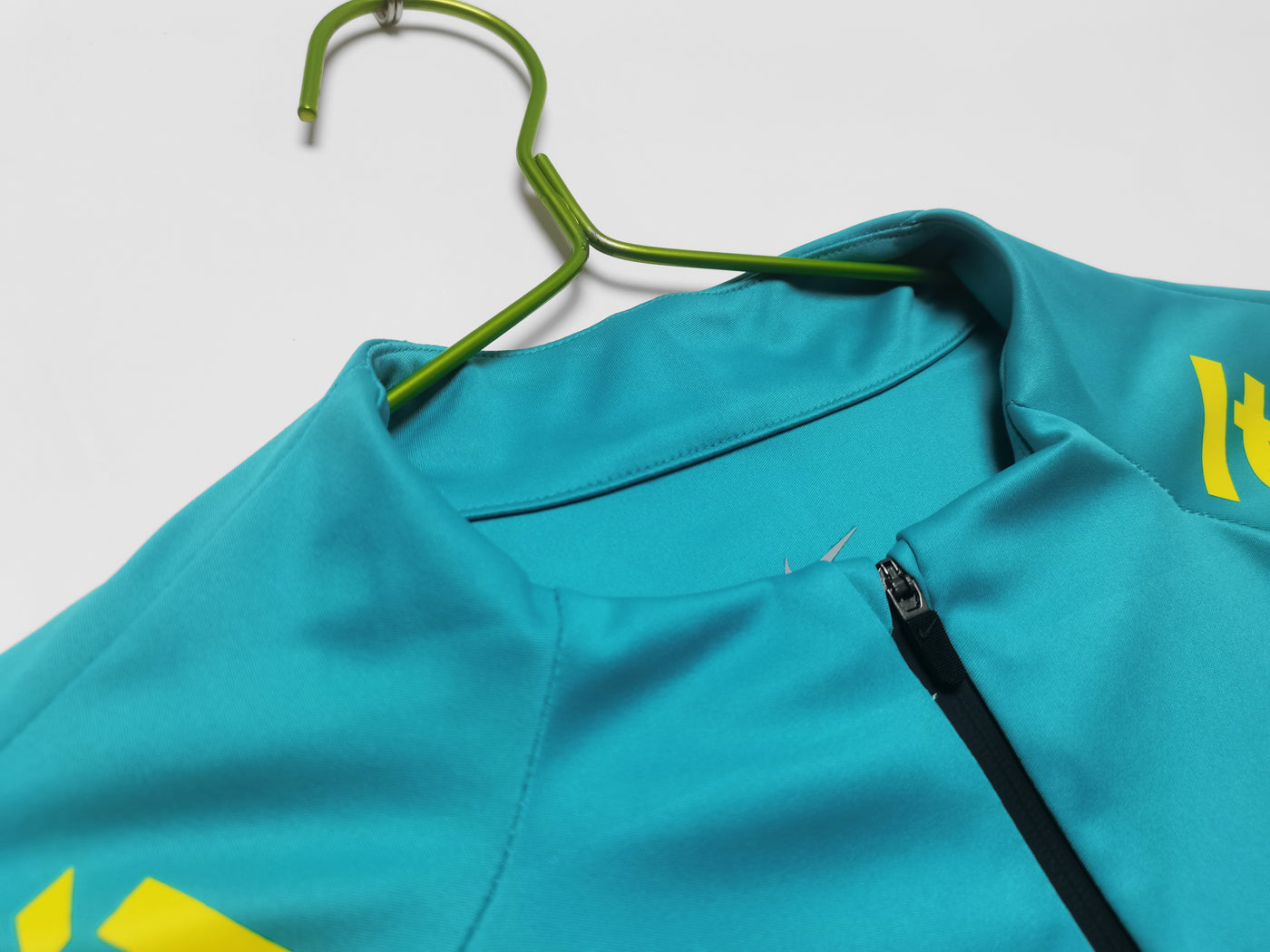 Brazil 2022/23 Player Training Jacket