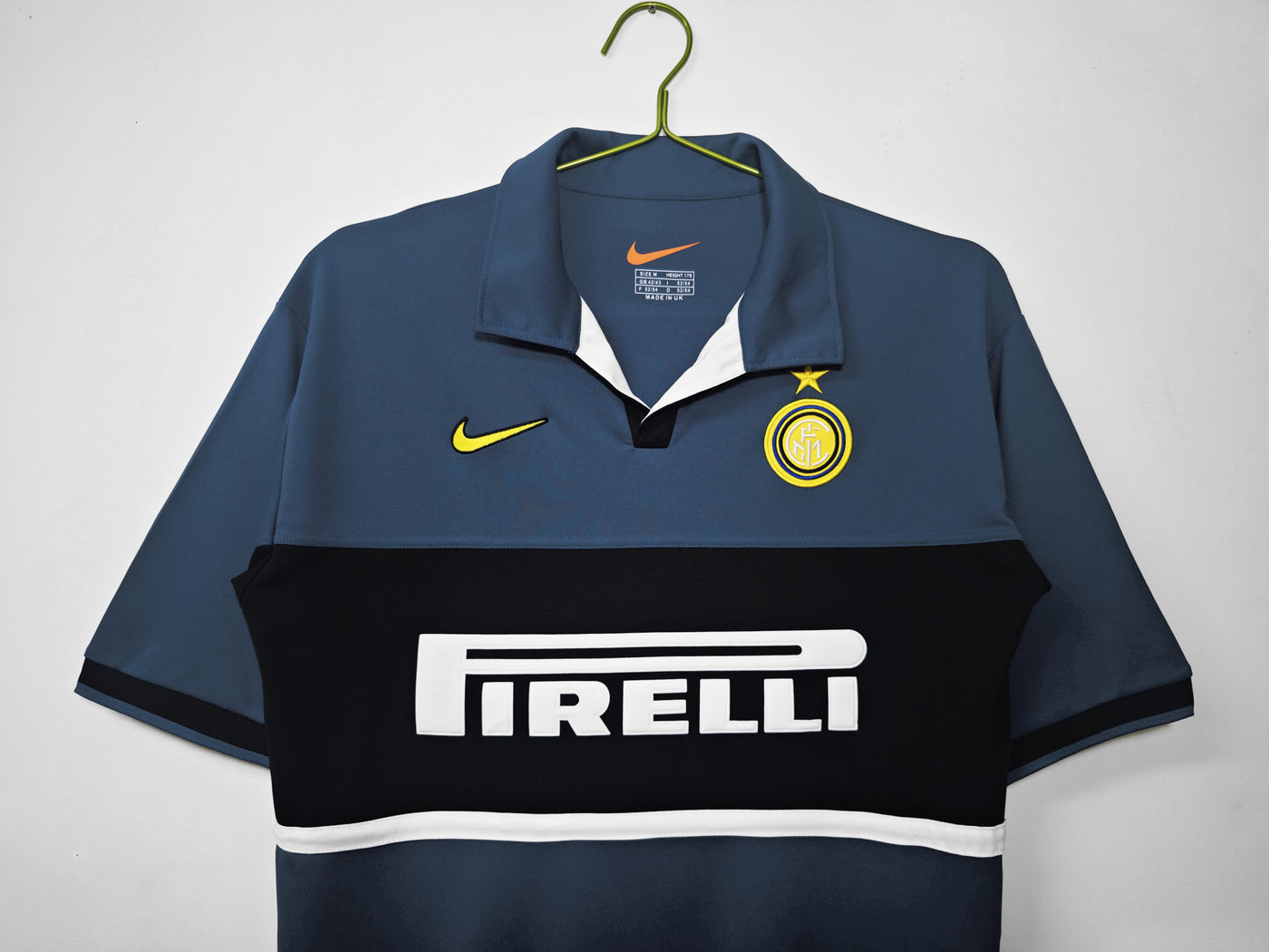 Inter Milan 98/99 Retro Away Jersey