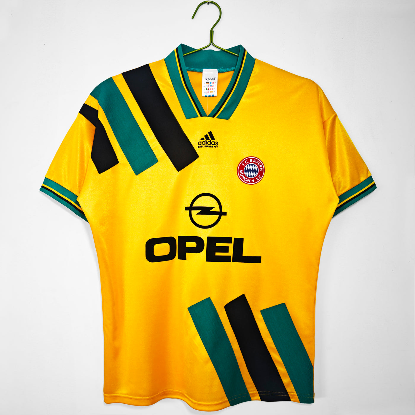 Bayern Munich 1993/95 Away Jersey