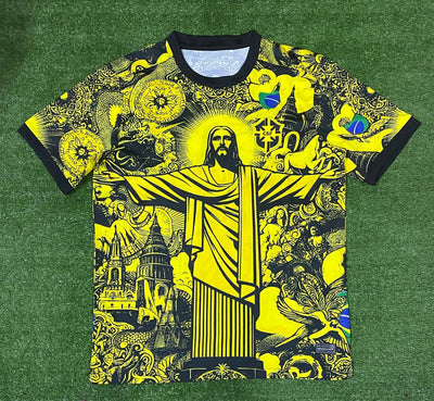 a t - shirt with a picture of jesus on it