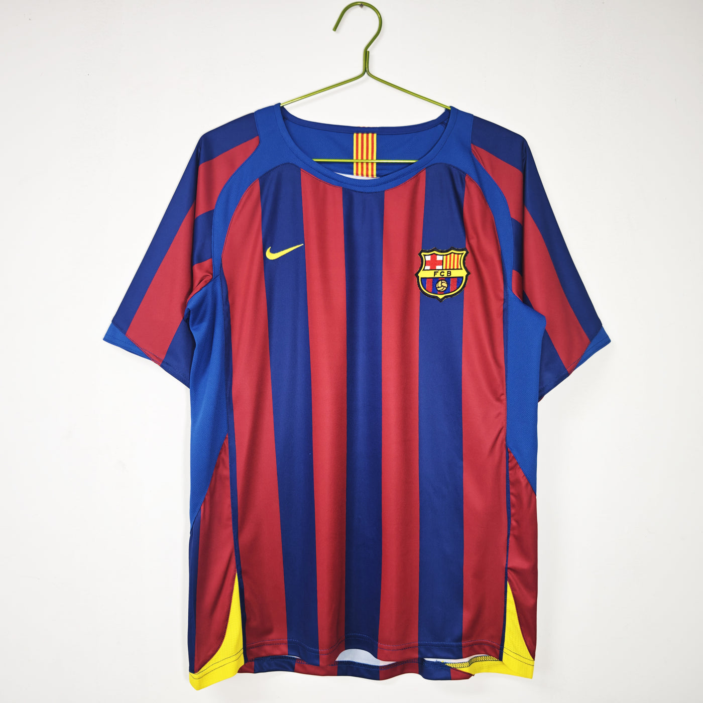 Barcelona 2005/06 Home Jersey