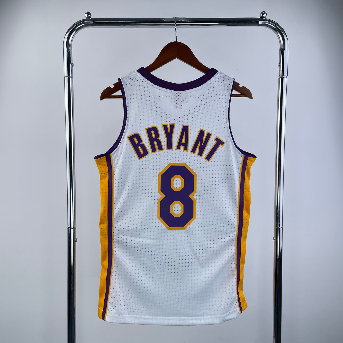 Lakers 2003/04 BRYANT #8 Retro White NBA Jersey