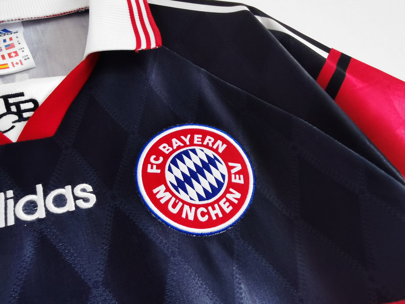 Bayern Munich 97/99 Retro Away Jersey