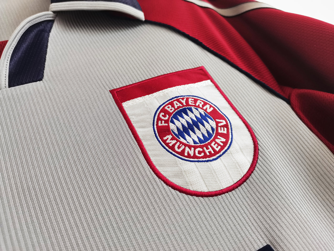 Bayern Munich 98/99 Champions League Away jersey